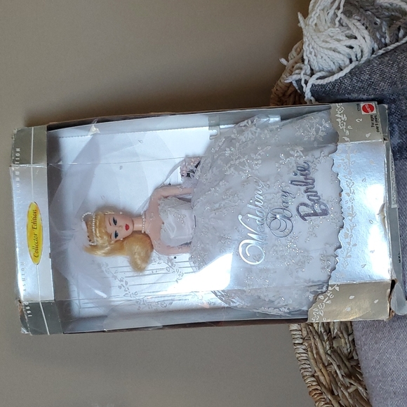 matel barbie Other - Wedding day barbie